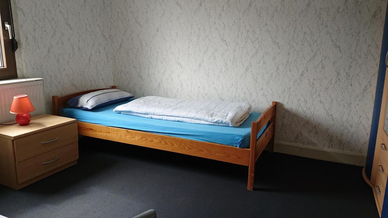 Ferienwohnung Linde - Marburg Biedenkopf Mit 5 Zimmer Und Balkon Frechenhausen Eksteriør bilde
